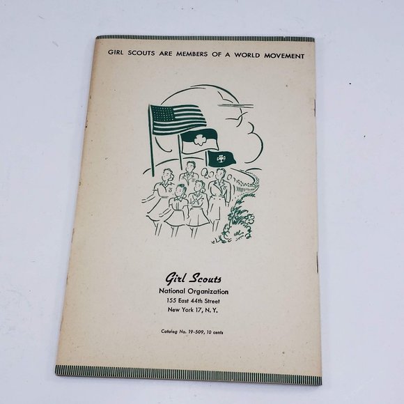 How To Start A Girl Scout Troop Catalog Booklet 1946 - Picture 5 of 5